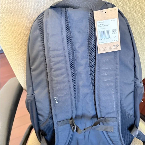 NWT Nike Backpack. Bought for school son chose another option. - Picture 4 of 6